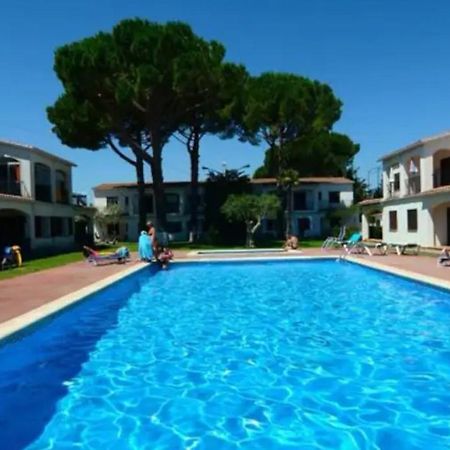 Cosy Apartment Of L'Escala Beach Экстерьер фото